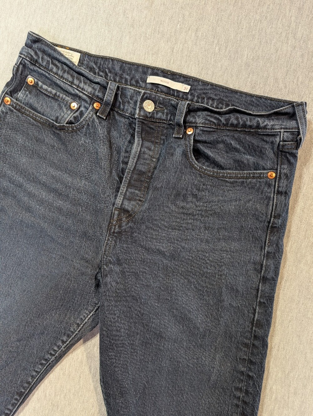 Levi's Wedgie Straight Jeans Women's 31 Faded Black Button Fly